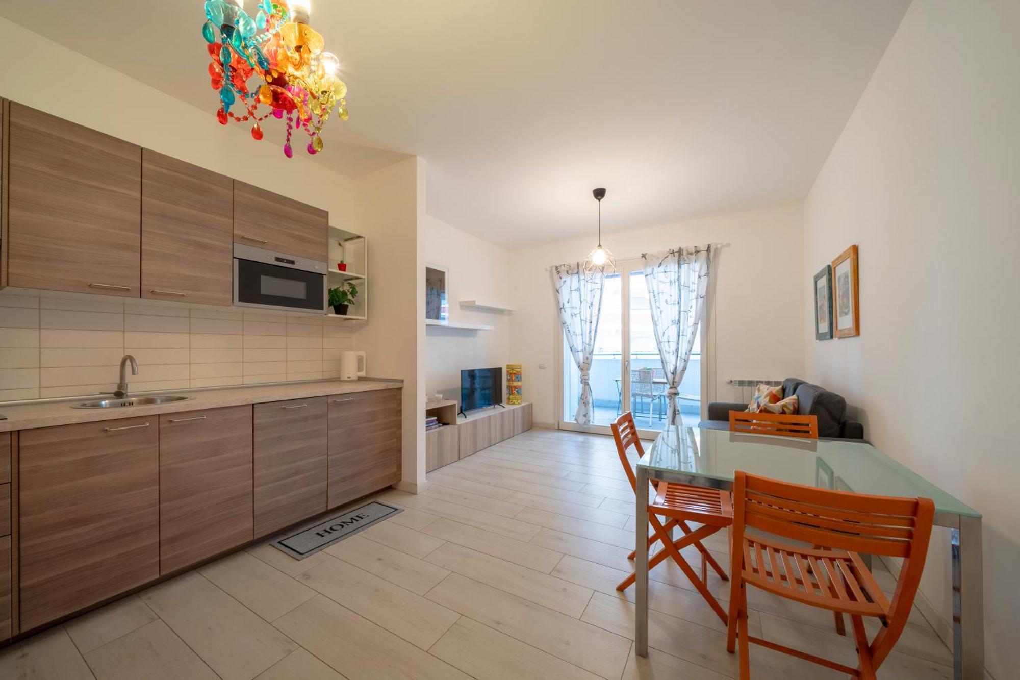Orange - Bhome Apartment Mailand